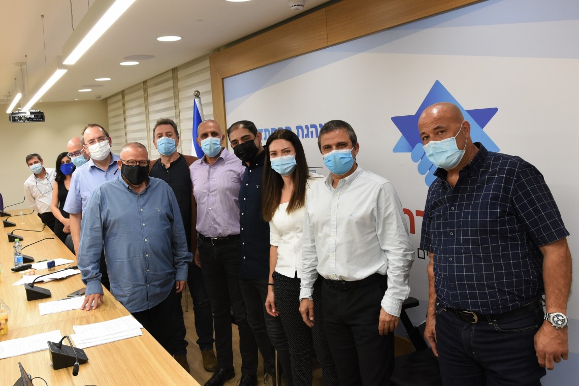 מעמד חתימת ההסכם