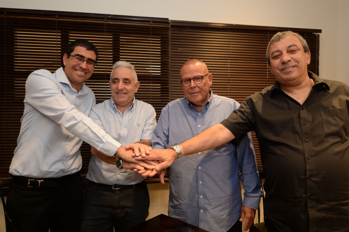 מימין: פרוספר בן חמו, ארנון בר-דוד, אלי גבאי וקובי בר-נתן 