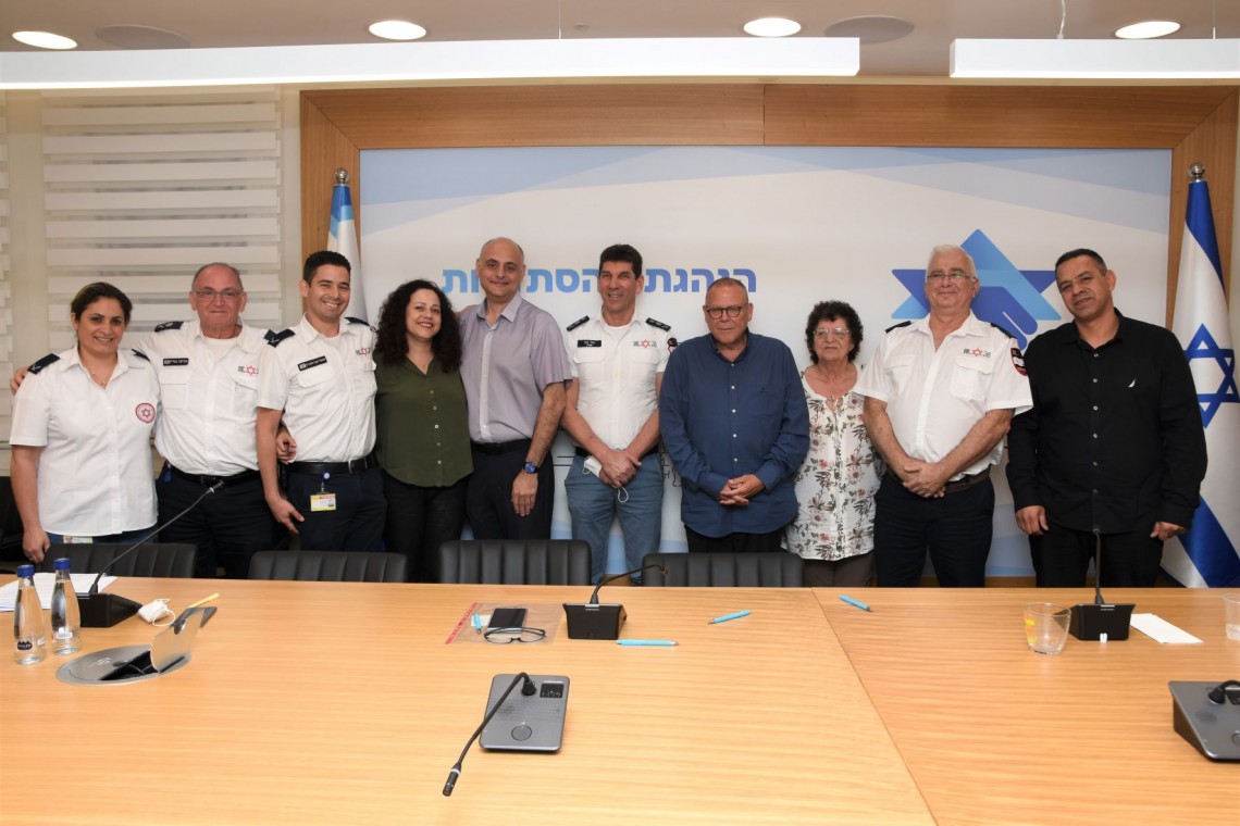 חתימת ההסכם במד"א 
