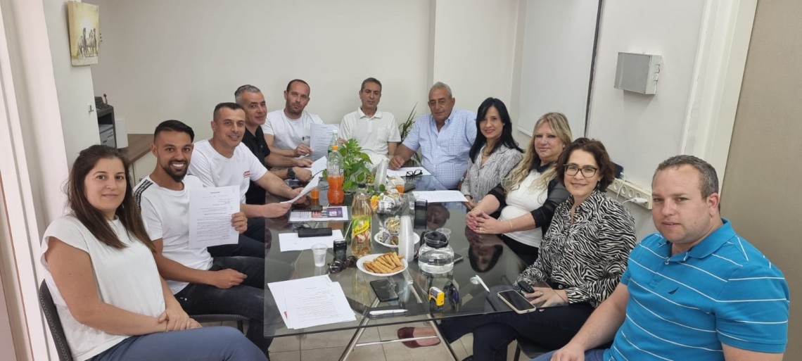 חתימת ההסכם לעובדי טמבור