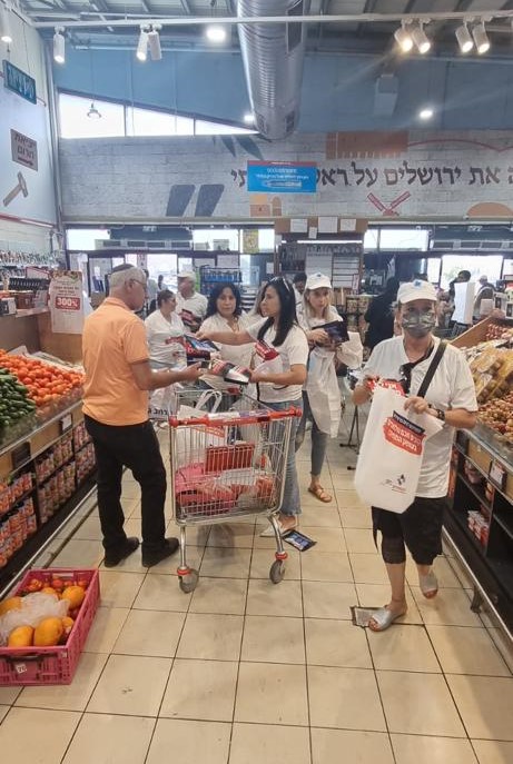 הפעילים במרכזי הקניות