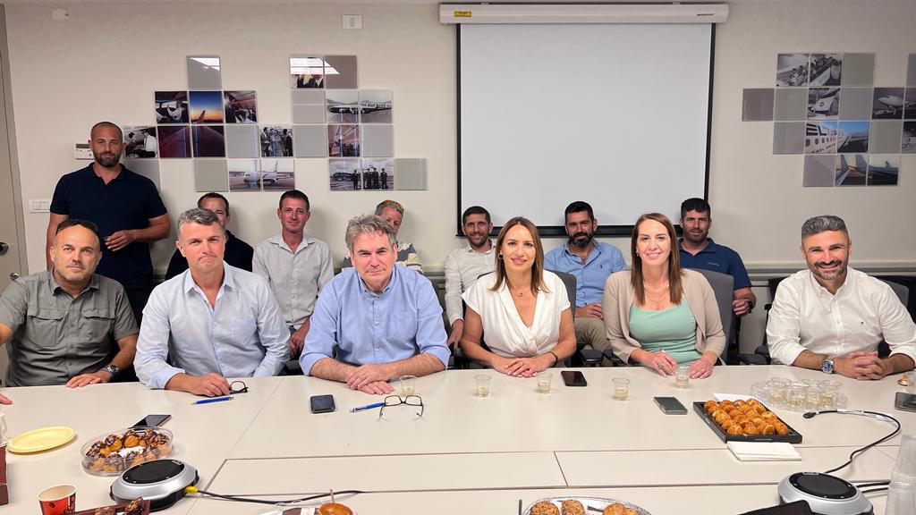 חתימת ההסכם באל על