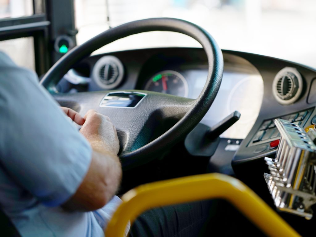 נהג אוטובוס, ארכיון