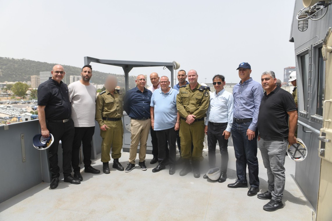 ביקור במספנת זרוע הים בחיפה