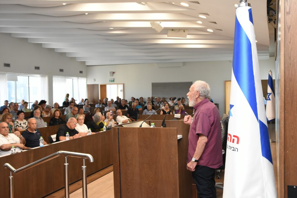 אפריים קורן מנכ"ל ההסתדרות הגמלאים והגמלאיות | צילום: יסמין גיל, דוברות ההסתדרות
